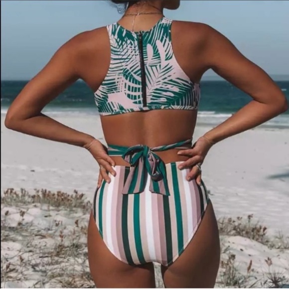 🌴🌴Pink and green palm one piece🌴🌴 - Picture 2 of 5